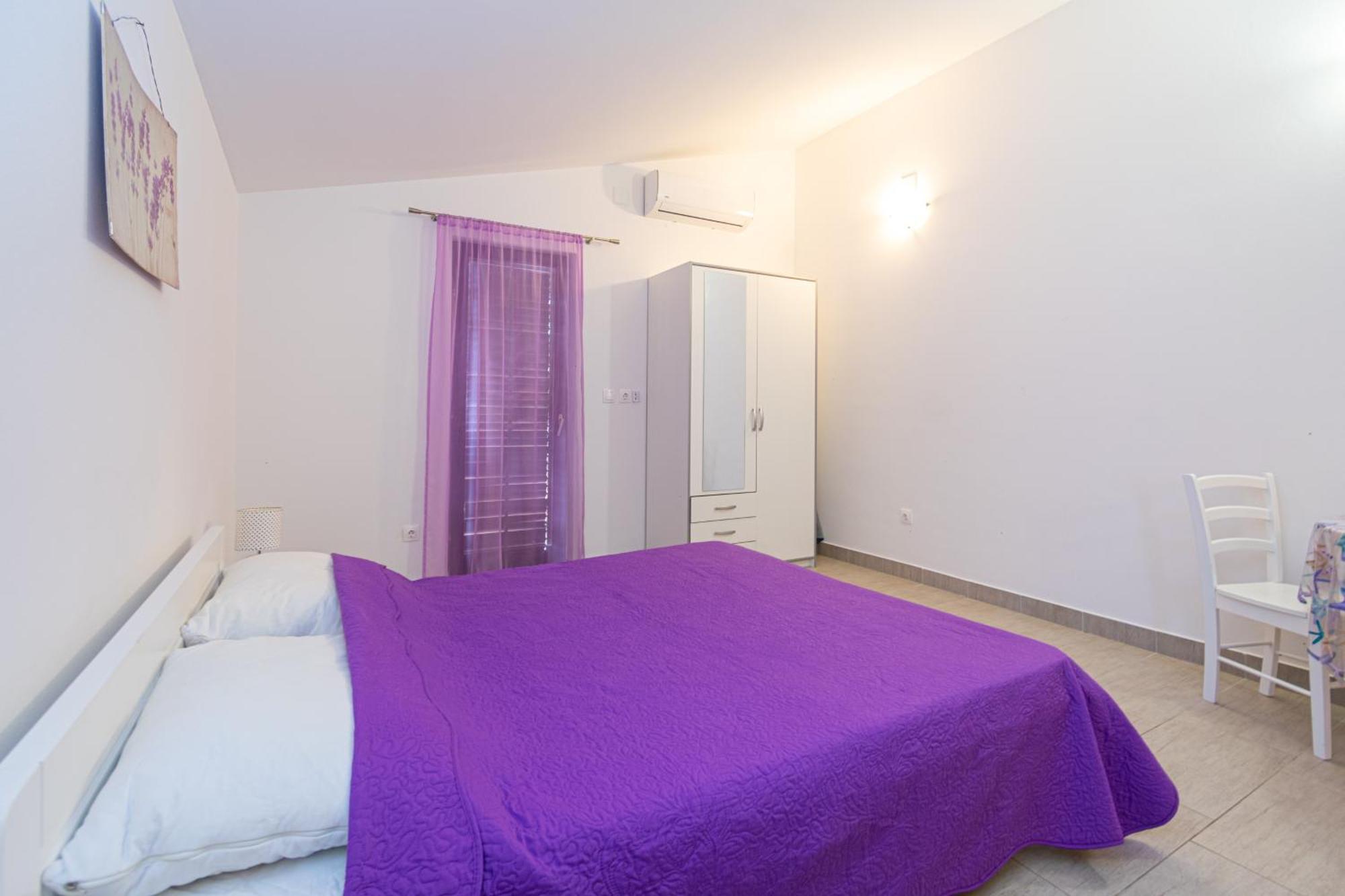 Apartments By The Sea Mandre, Pag - 3084 Kolan Habitación foto